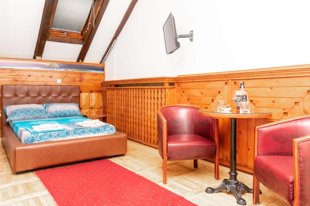 Ni Fortezza Rooms מראה חיצוני תמונה